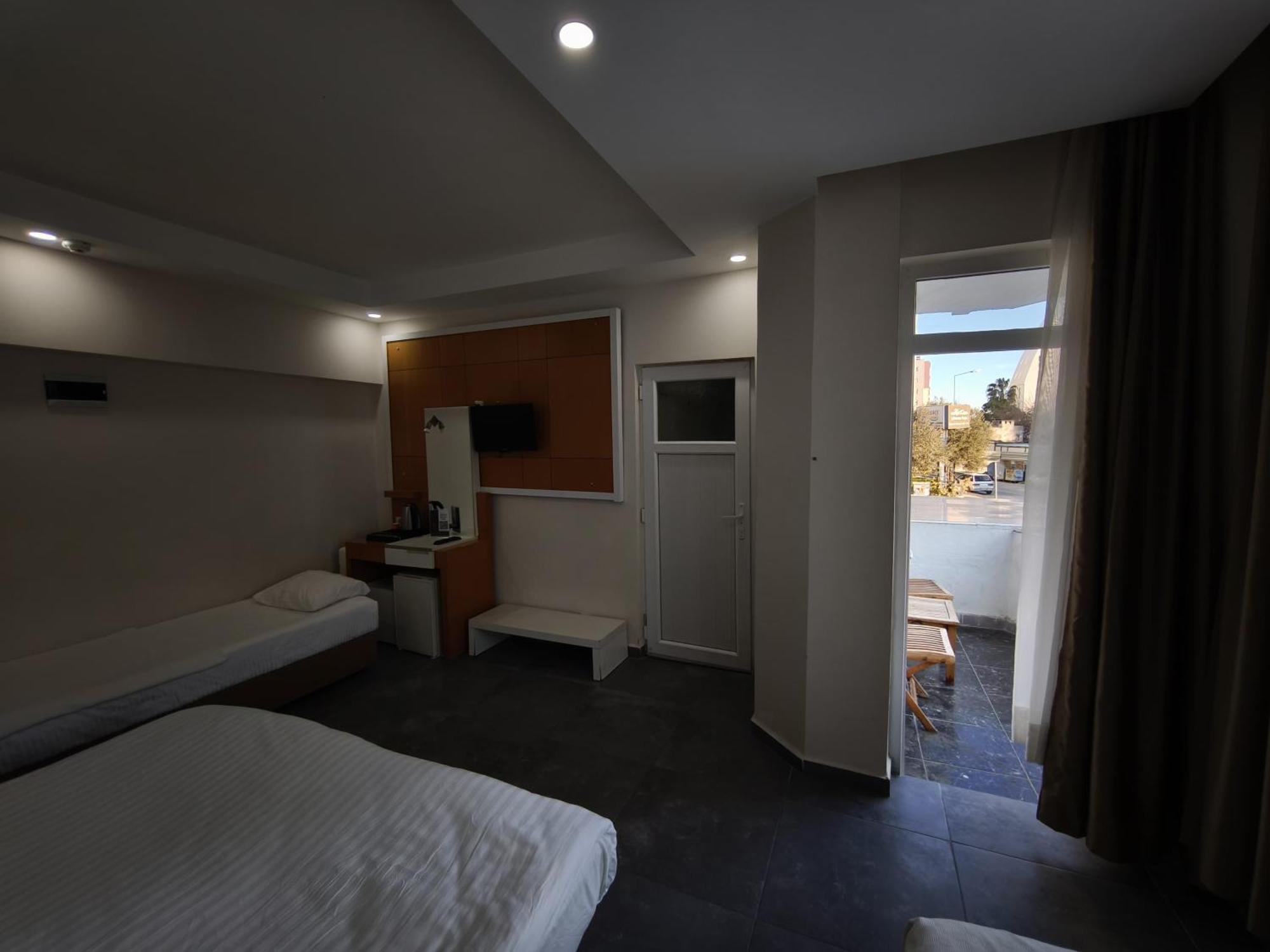 Babil Hotel Antalia Esterno foto